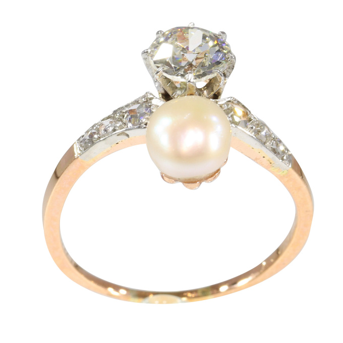 Vintage antique diamond and pearl engagement ring made around 1895 by Unbekannter Künstler
