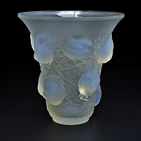 Glass art nouveau vase by Lalique  by René Lalique