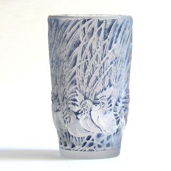 Vase 'Coqs et plumes' by René Lalique