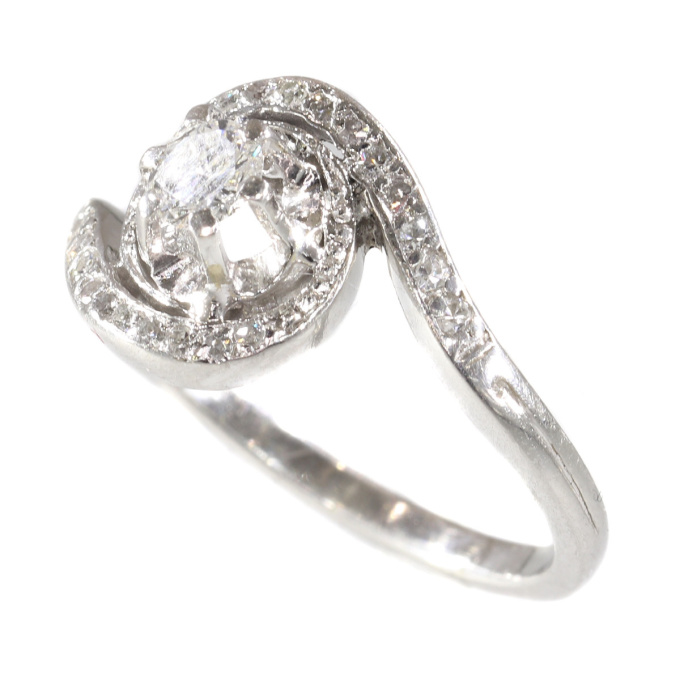 Estate platinum diamond engagement ring a so called tourbillion or twister by Artista Desconhecido