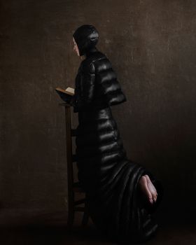 Valentino black by Suzanne Jongmans