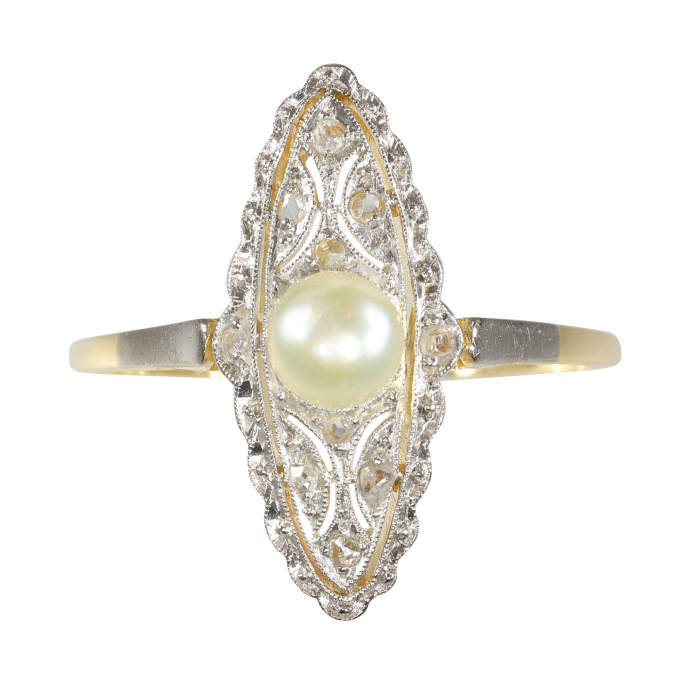 Vintage Edwardian Art Deco diamond and pearl marquise shaped ring by Onbekende Kunstenaar