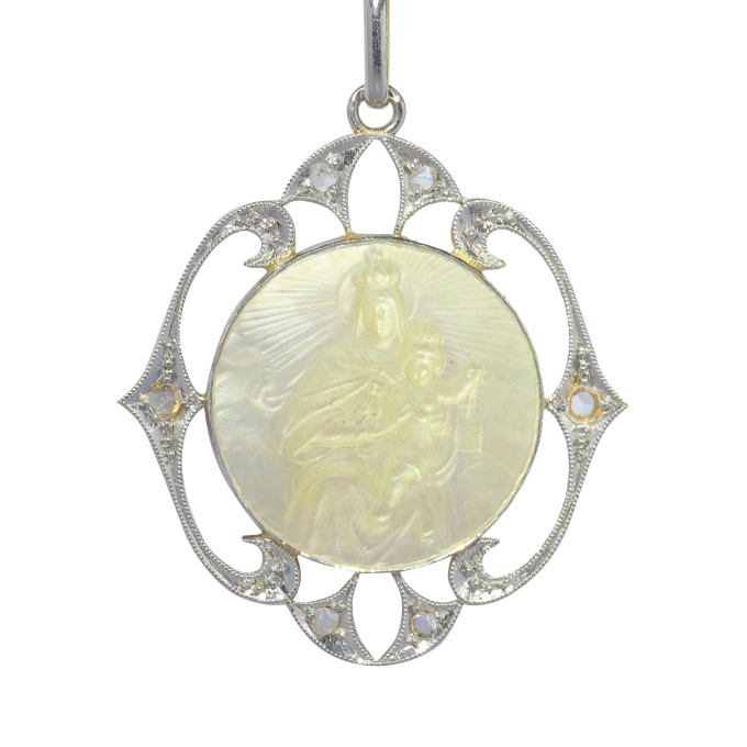 Vintage Belle Epoque - Art Deco diamond Mother Mary and baby Jesus medal by Unknown artist