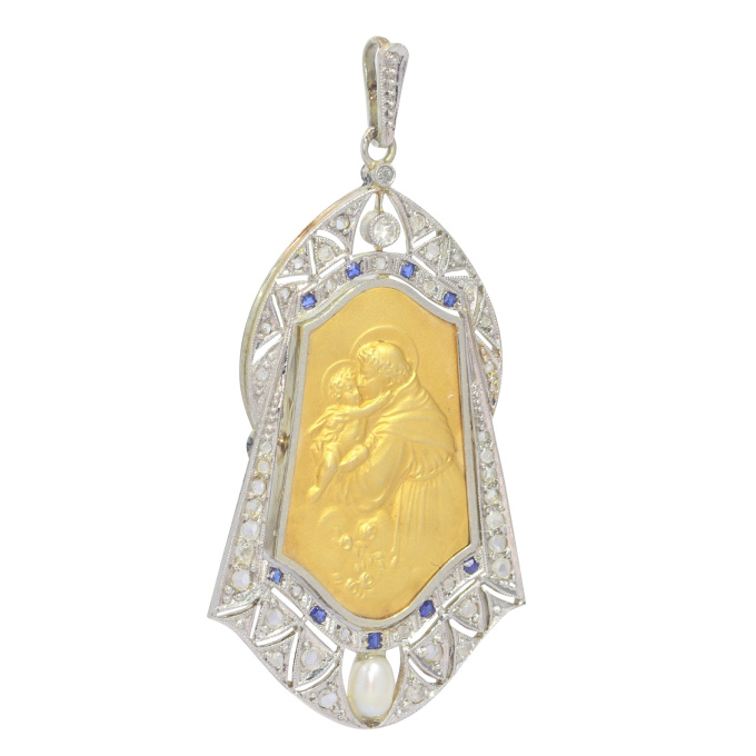 Vintage 1910's medal 18K gold pendant set with diamonds sapphires and pearl St. Anthony of Padua depicted holding the Child Jesus by Onbekende Kunstenaar