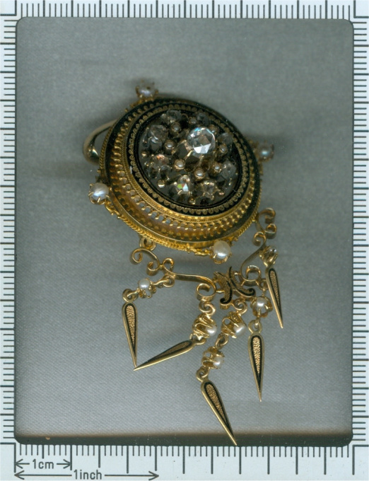 Antique rose cut diamonds and pearl enameled pendant both brooch and pendant by Onbekende Kunstenaar