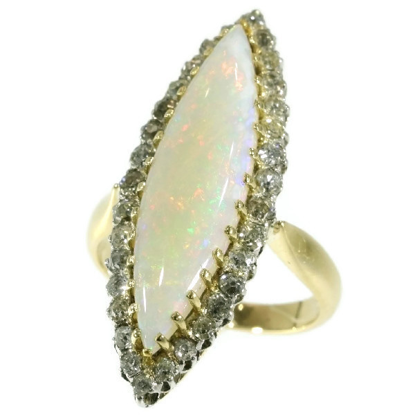 Original Antique Victorian opal and diamond ring by Artista Sconosciuto