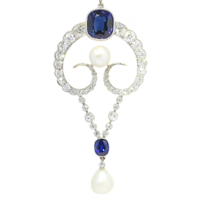 Belle Epoque diamond pendant with large natural pearls and cornflower blue color natural sapphires (certified) by Artista Desconocido