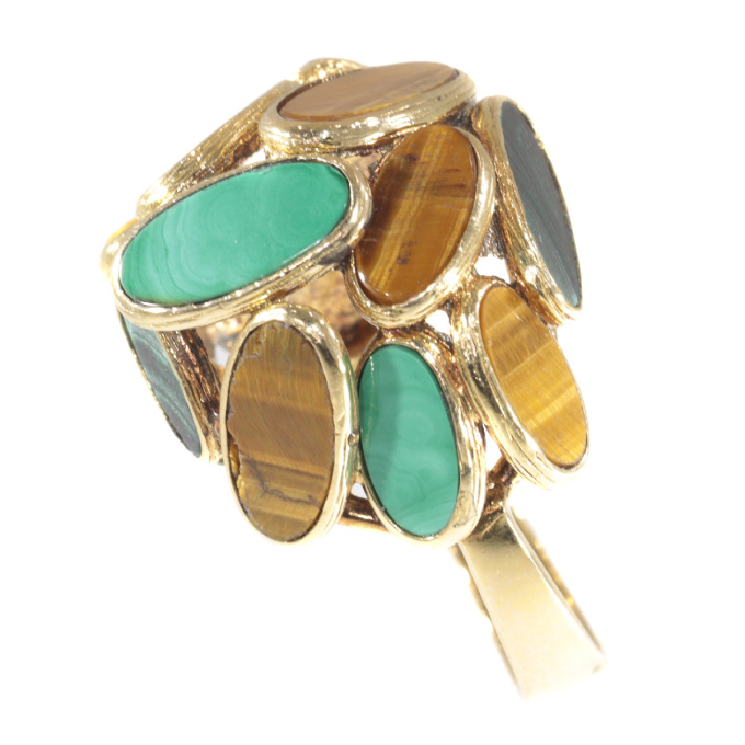 Vintage Sixties pop-art gold ring set with malachite and tiger eye by Artista Desconhecido