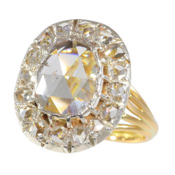 Vintage antique diamond cluster engagement ring with huge rose cut diamond by Onbekende Kunstenaar