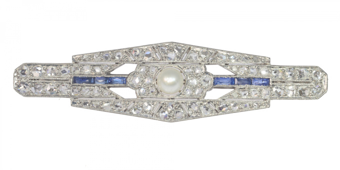 Vintage Art Deco diamond bar brooch with sapphires and a pearl by Unknown Artist