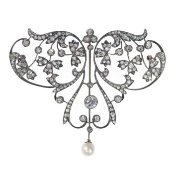 Vintage antique floral Victorian large diamond pendant/brooch by Artista Desconocido