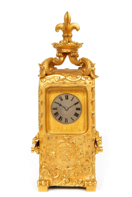 A French gilt brass 'sedan chair' carriage clock, circa 1870 by Artista Desconocido