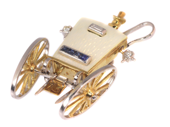 Whimsical gold brooch carriage  typical Vintage Fifties style Mellerio by Onbekende Kunstenaar