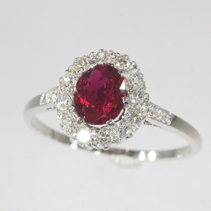 Vintage 1950's platinum ruby diamond engagement ring by Onbekende Kunstenaar