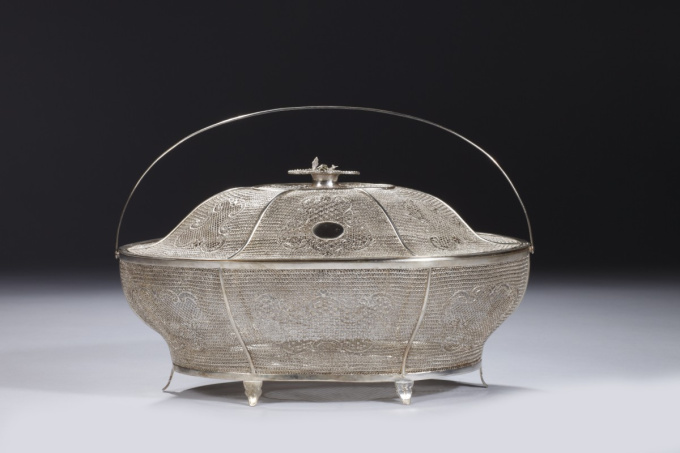 Basket with cover, China, late 18th/early 19th century by Artista Desconhecido
