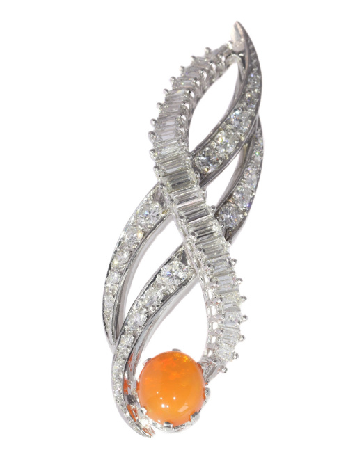 Vintage 1960's burning flame pendant with fire opal and diamonds by Artista Desconhecido