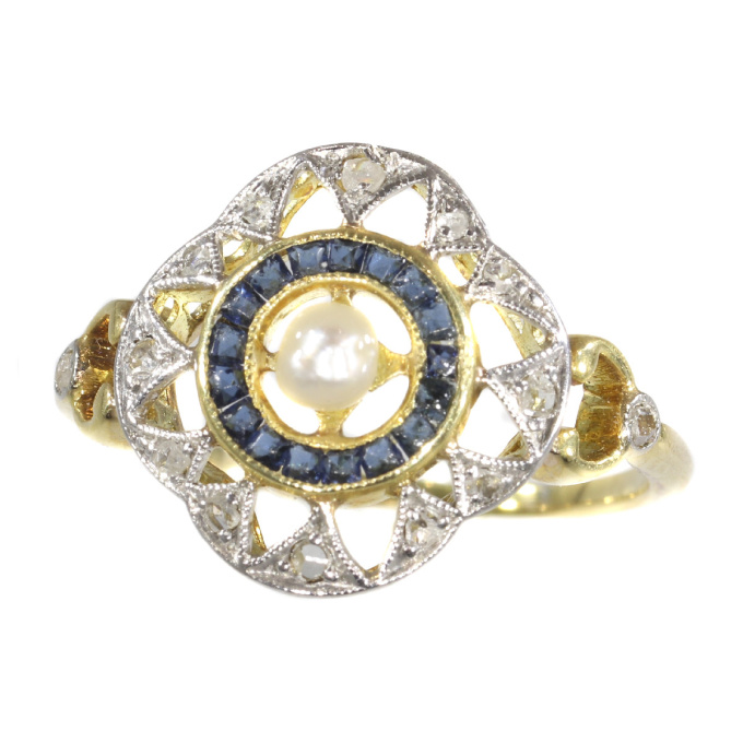 Art Deco - Belle Epoque ring with diamonds sapphires and a pearl by Unknown artist