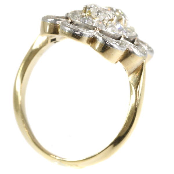 Late Victorian diamond engagement ring by Onbekende Kunstenaar