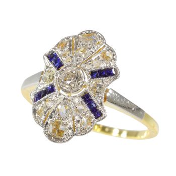 Vintage 1920's Art Deco diamond and sapphire engagement ring by Onbekende Kunstenaar