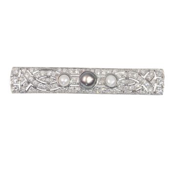 Vintage Fifties Art Deco platinum diamond bar brooch with pearls by Unbekannter Künstler