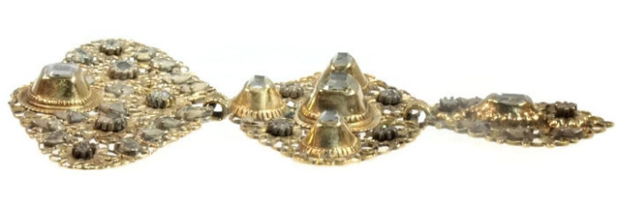 18th Century filigree gold cross pendant table cut diamonds called A la Jeanette by Artiste Inconnu
