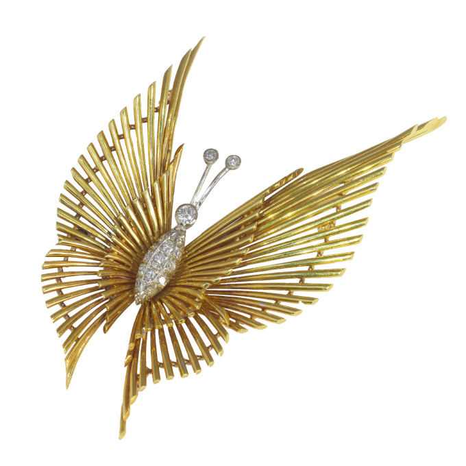 Vintage 1960's 18K gold diamond butterfly brooch by Artista Sconosciuto