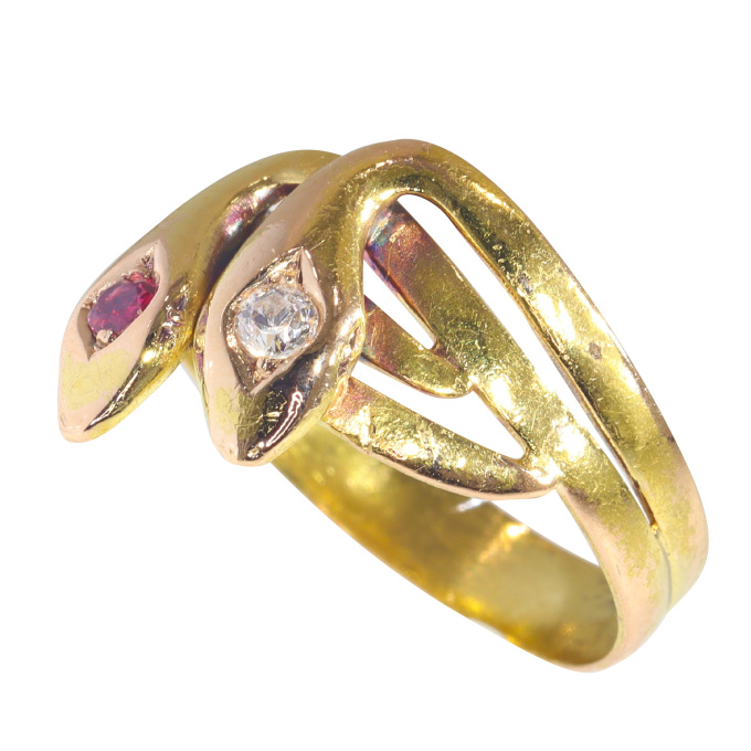 Vintage antique 18K gold double snake ring with diamond and ruby by Artista Desconhecido