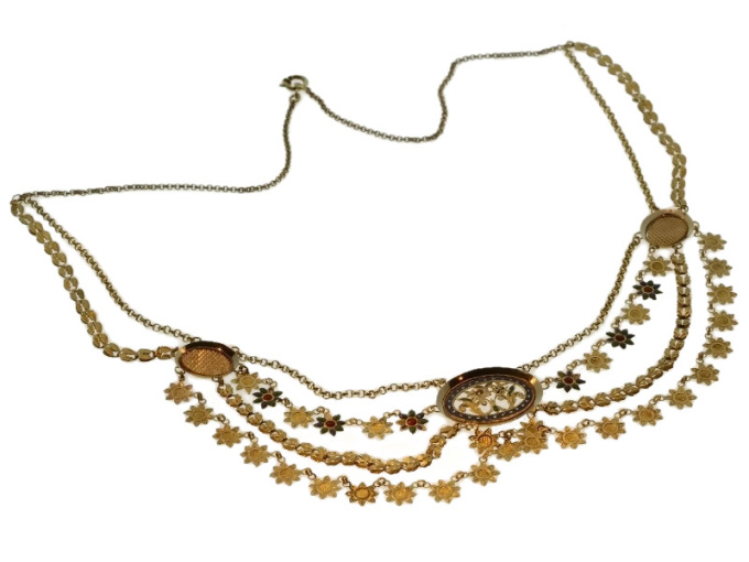 French antique gold necklace with enamel so-called collier d'esclave by Onbekende Kunstenaar