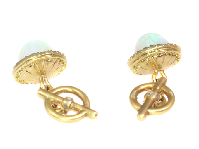 Late Victorian cufflinks 18K gold diamond and high domed opals by Unbekannter Künstler