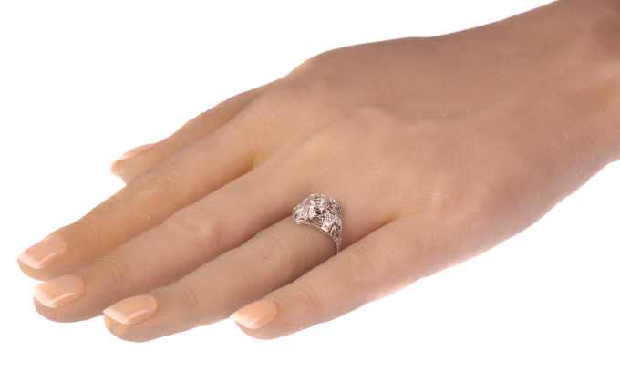 Estate Edwardian Art Deco platinum diamond engagement ring by Artiste Inconnu