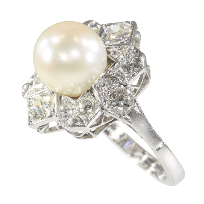 Vintage Art Deco platinum diamond pearl ring by Onbekende Kunstenaar
