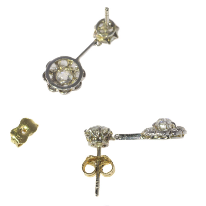 Platinum Art Deco pendant diamond earrings by Onbekende Kunstenaar