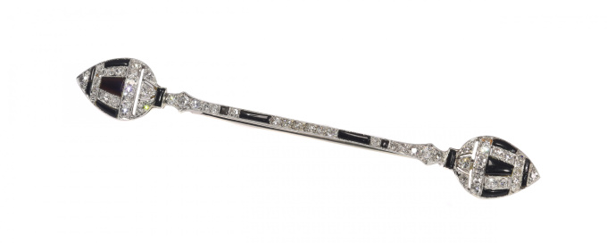 Vintage Arft Deco 10cm long bar brooch strong design with diamonds and onyx by Unbekannter Künstler