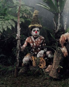 XV 59 Gogine Boy, Goroka, Eastern Highland, Papua New Guinea, 2010 by Jimmy Nelson