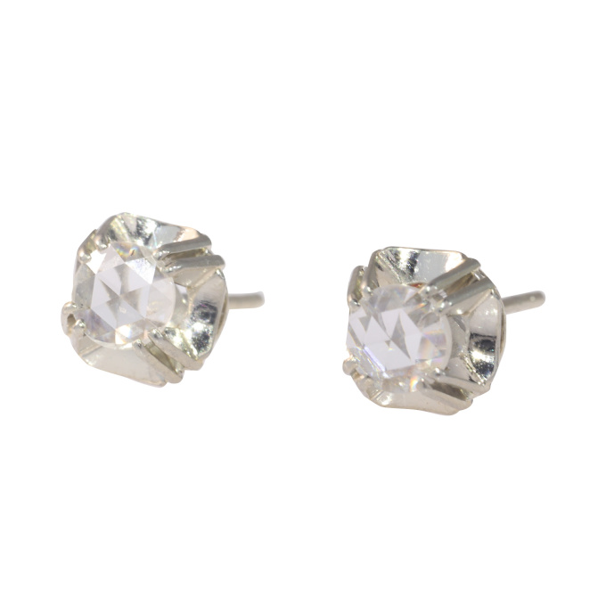 Vintage Art Deco diamond earstuds with rose cut diamonds by Onbekende Kunstenaar