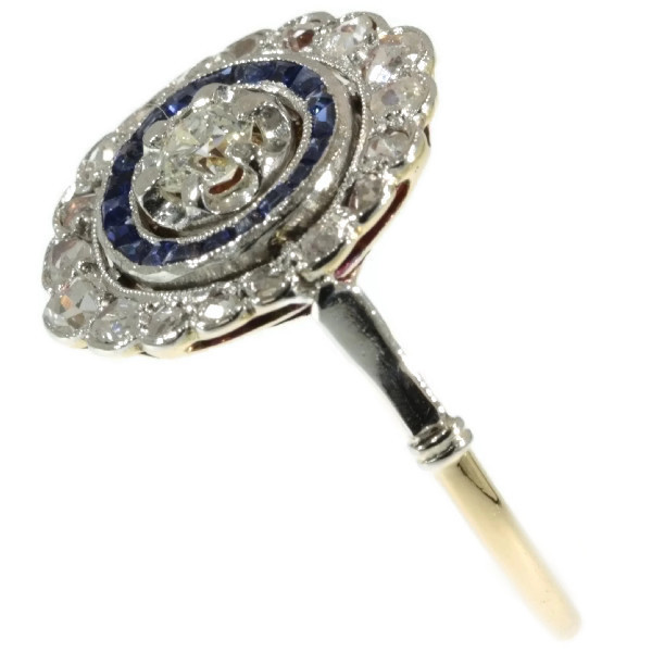 Art Deco diamond and sapphire engagement ring by Artista Sconosciuto