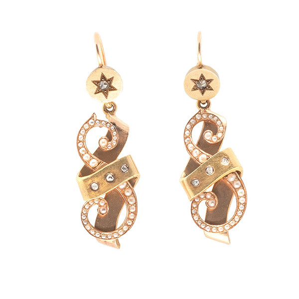 Victorian earrings with diamonds and seedpearls by Onbekende Kunstenaar