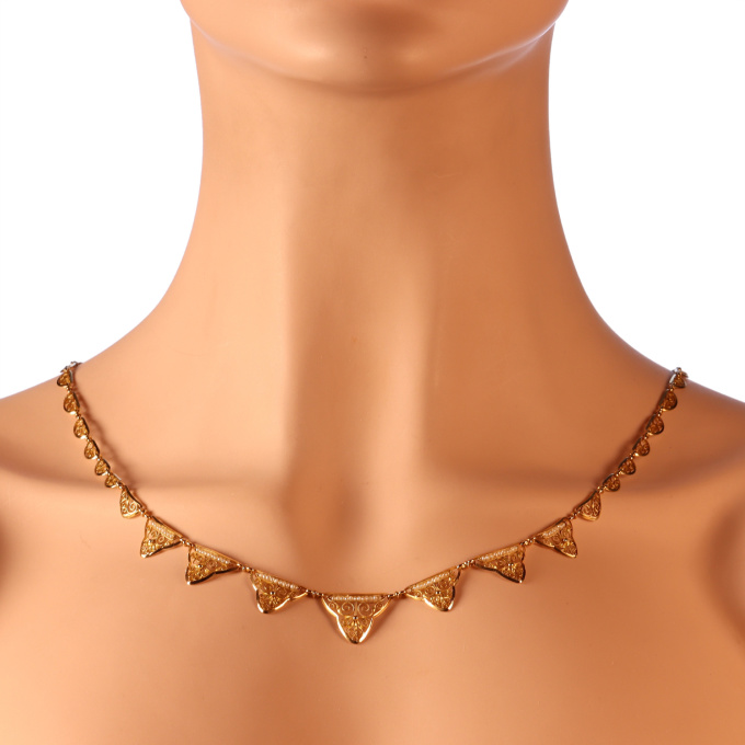A Cascade of Bows: Victorian Gold and Pearl Necklace by Onbekende Kunstenaar