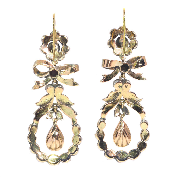 Antique 19th Century long pendent chandelier diamond earrings by Onbekende Kunstenaar