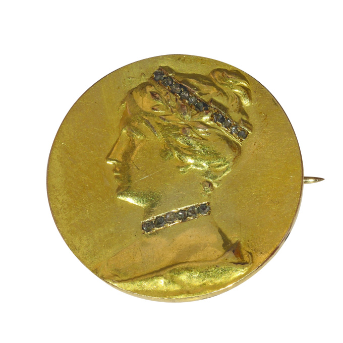 Vintage Belle Epoque gold brooch ladies head with diamond dog collar and hair band by Artista Sconosciuto