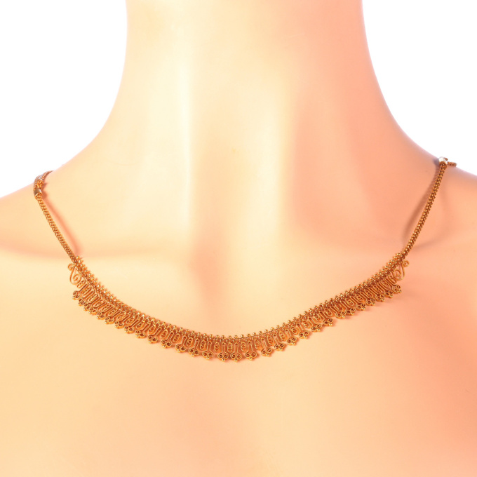 Antique Dutch Etruscan revival gold filigree bow necklace by Artista Sconosciuto