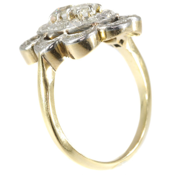 Late Victorian diamond engagement ring by Artista Sconosciuto