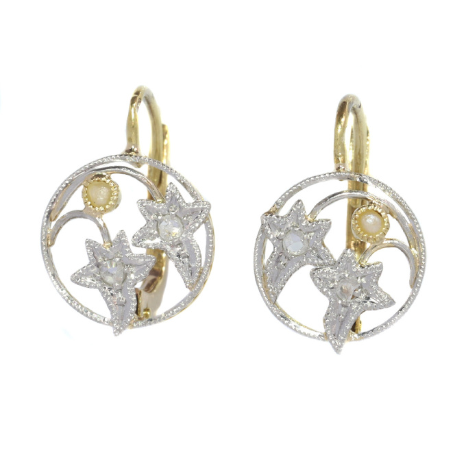 Vintage French romantic Belle Epoque diamond and pearl earrings with ivy motive by Onbekende Kunstenaar