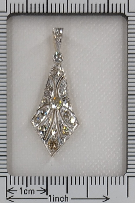 Vintage 1920's Art Deco diamond pendant by Unknown artist