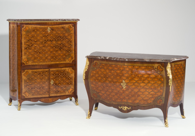 A Matched Ensemble of Secrétaire and Commode by Artista Sconosciuto