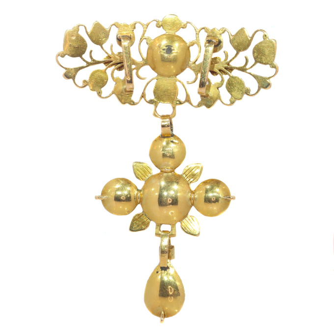 Antique Georgian 18K gold diamond cross pendant by Artiste Inconnu