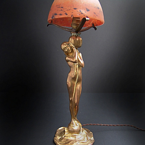 At nouveau table lamp  by Artiste Inconnu