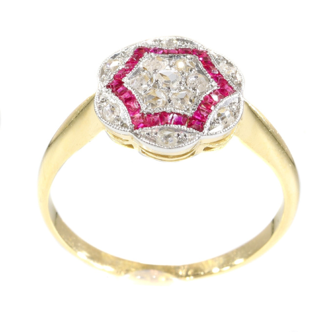 Vintage Art Deco diamond and ruby engagement ring by Artista Sconosciuto