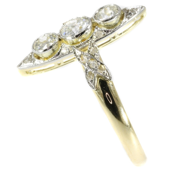Antique diamond ring from the Belle Epoque era by Unknown artist