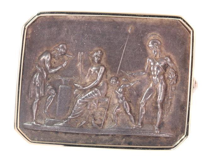 Antique gold and electroplated brooch Thorvaldsen's Venus, Mars and Vulcan by Artista Sconosciuto